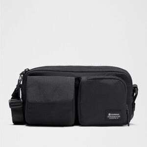 Lululemon Multi Pocket Cross Body Bag - Black